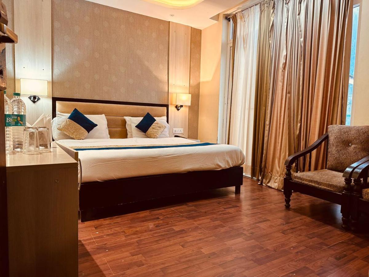 Hotel Royal Residency Манали Экстерьер фото