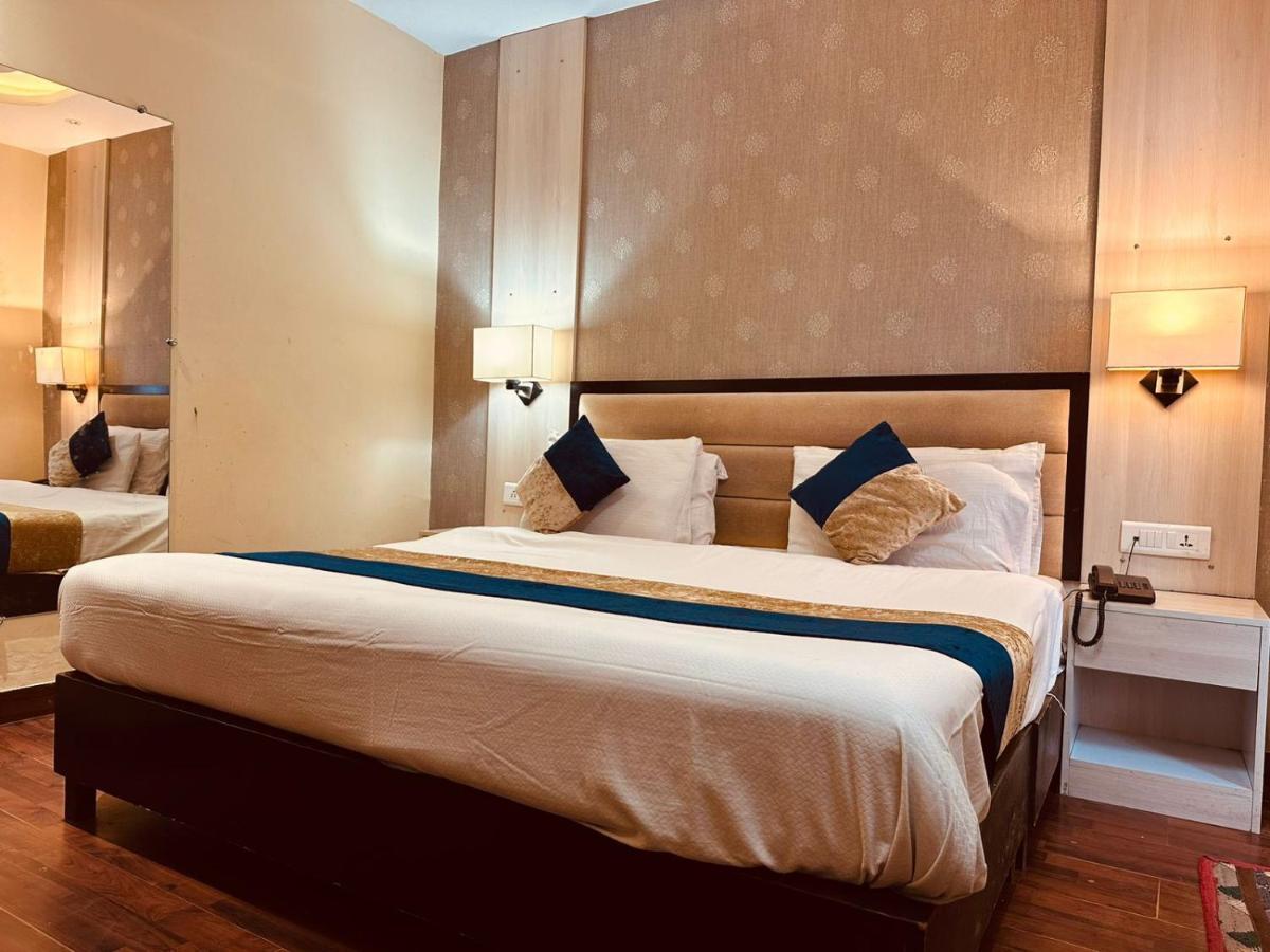 Hotel Royal Residency Манали Экстерьер фото